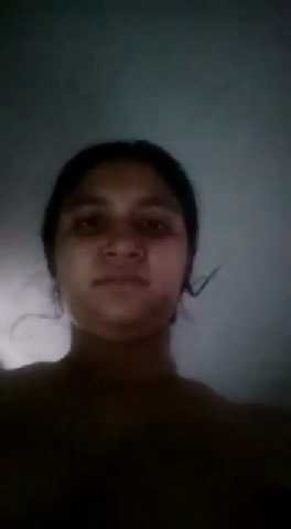 Desi Chubby Bhabhi Pink Pussy Showing to her BF » BF Video