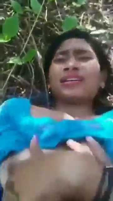 Manipuri College Girl Caught In Park By Local Guys » BF Video
