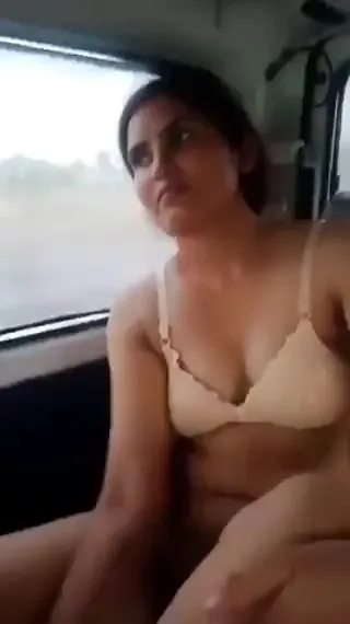 Car Me Gf Ki Chikni Chut Ki Chudai » BF Video